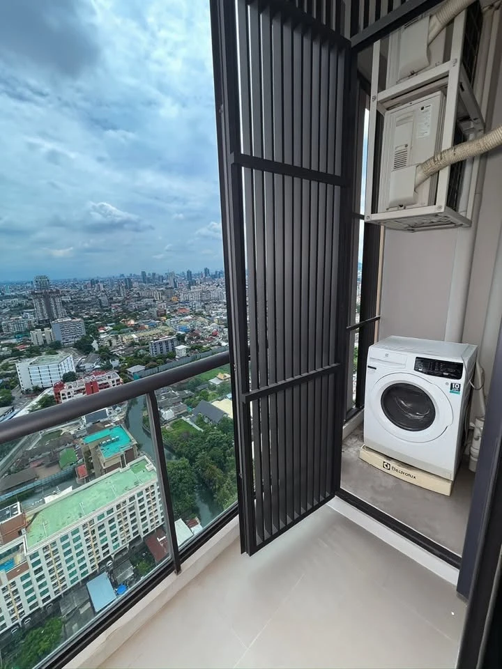Condo for rent, M Jatujak, ready to move in, high floor, furnished, reserve now.