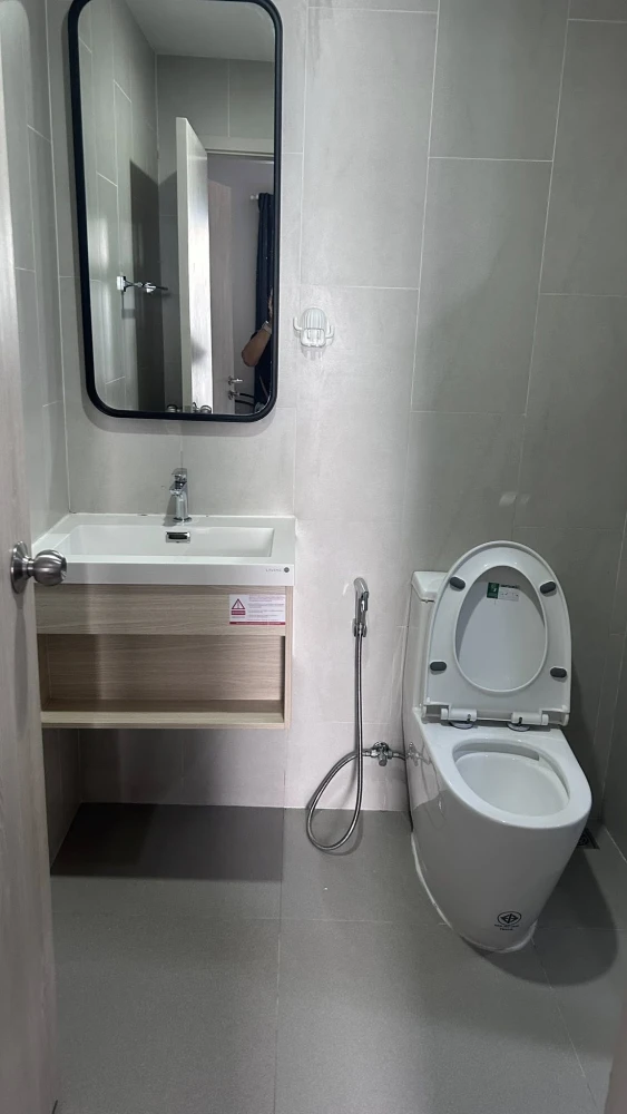 Condo for rent: Metris Rama 9 - Ramkhamhaeng. Ready to move in, fully furnished, great price. Book now, don't miss out!