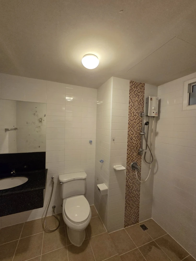 Condo for rent, Metro Park Sathorn, separate rooms, perfectly divided zones, great price, you'll regret it if you miss it.