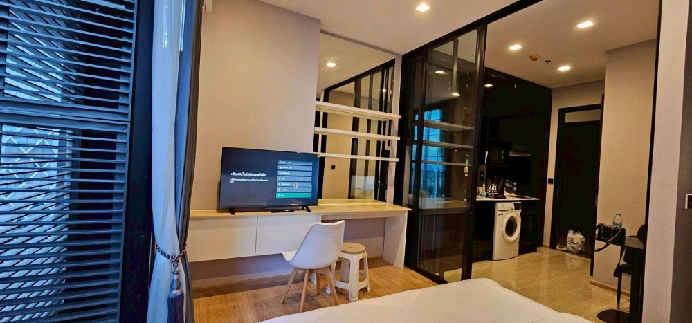 Condo for rent, Noble around Ari, 26th floor, full facilities, great price, hurry and reserve now, don't delay.