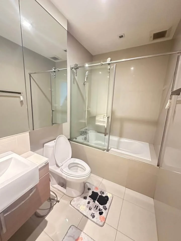 Condo for rent, Noble Reform, spacious room, ready to move in, built-in room, very cool bathtub, miss it or you will regret it, hurry and book now!