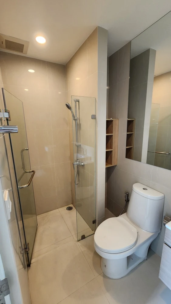 Condo for rent: Noble Revolve Ratchada 2, ready to move in, complete facilities, hurry and reserve now.