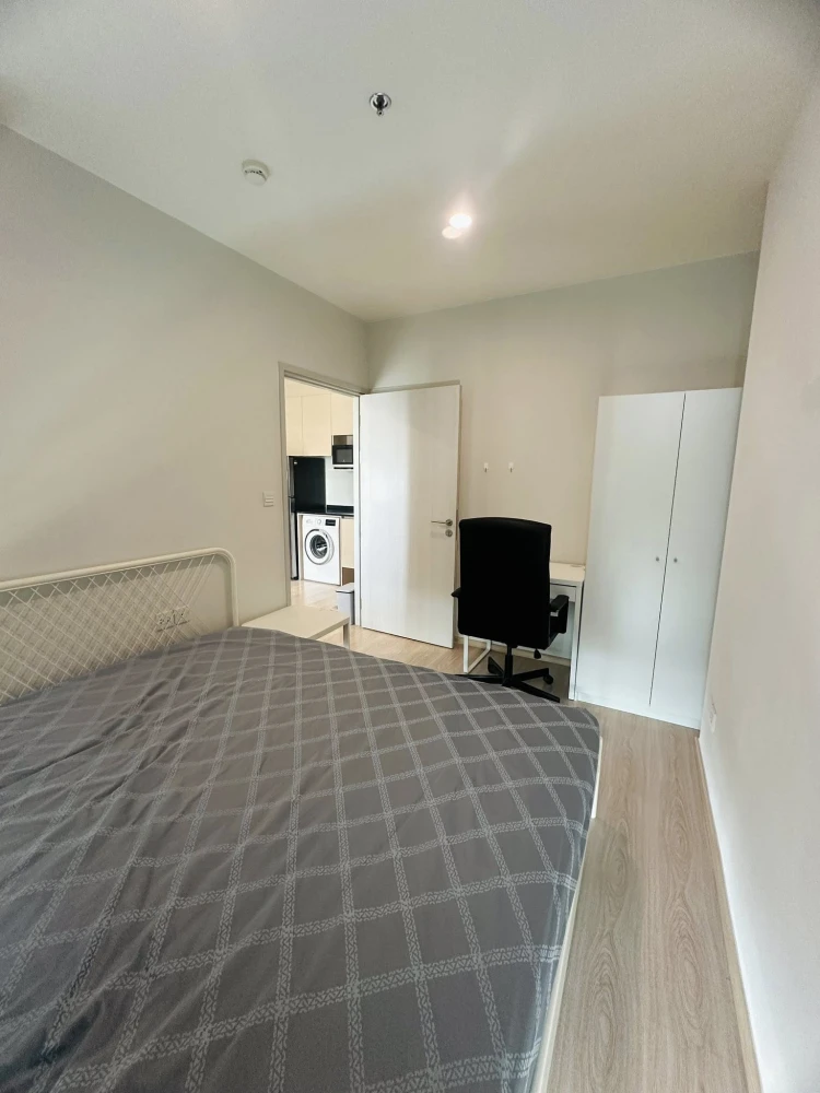 Condo for rent Noble Revolve Ratchada 2, large room, comfortable, 6th floor, clear view, hurry and reserve now, don't miss out.