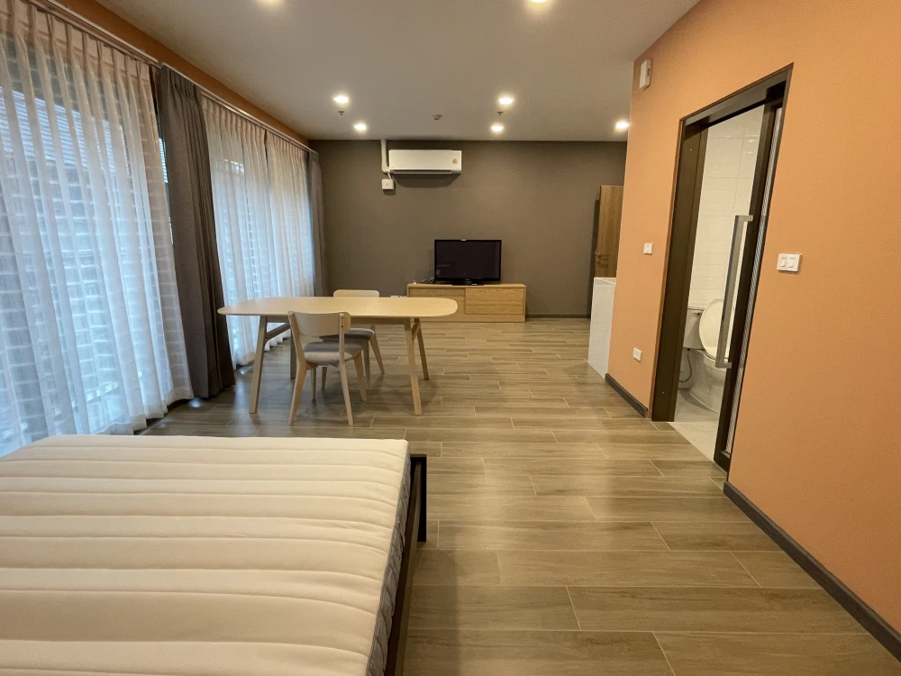 Condo for Rent Noble Solo Thonglor Fully furnished with brand new furniture, ready to move in.