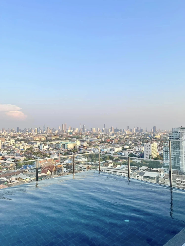 Condo for rent, Nue noble Faichai wanglang, pleasantly decorated, bright tones, easy on the eyes, high view, no block to reserve at all.