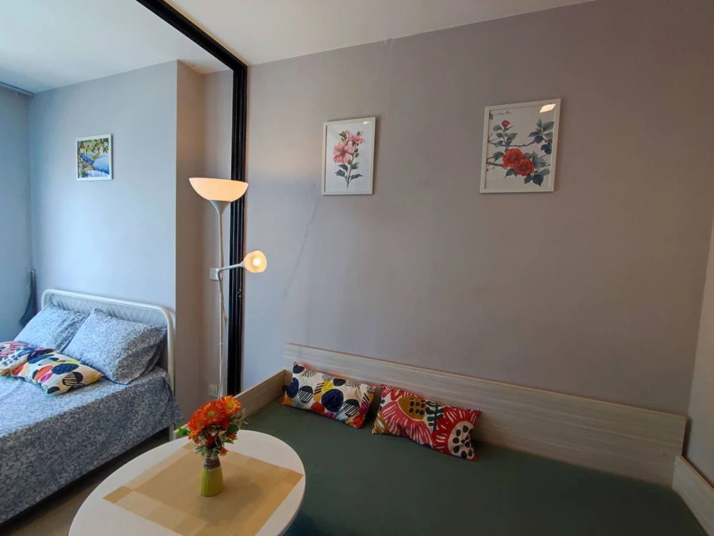 Politan Rive condo for rent, nice decorated room, high floor, good view, not strong price, everything is complete, hurry to reserve