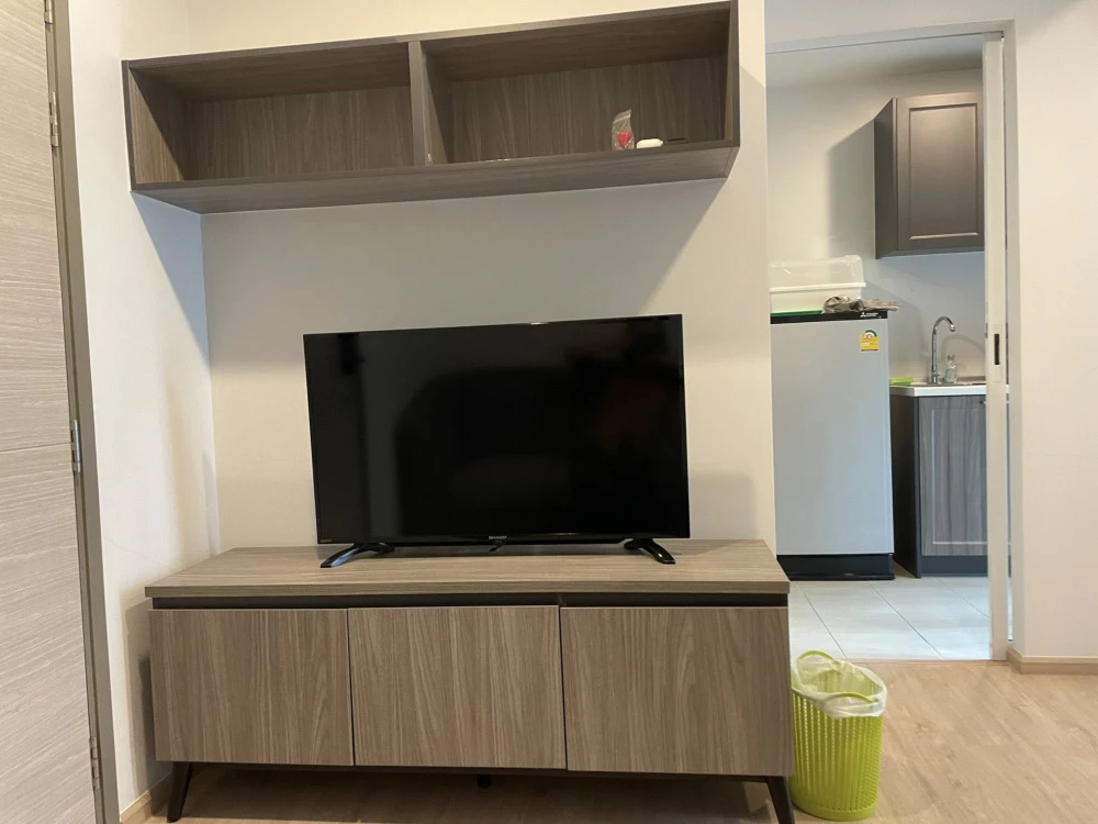 For rent: Premio Quinto condo. Nice, well-partitioned unit with built-in furniture. Ready to move in today! Don't miss out!