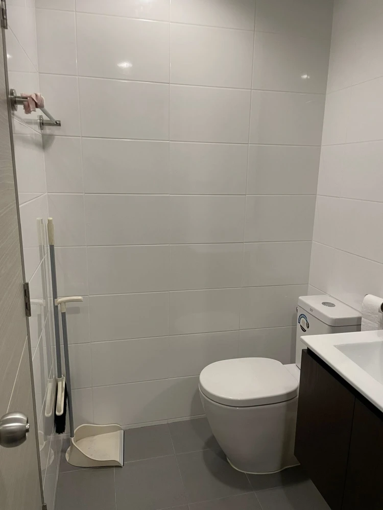 For rent: Premio Quinto condo. Nice, well-partitioned unit with built-in furniture. Ready to move in today! Don't miss out!