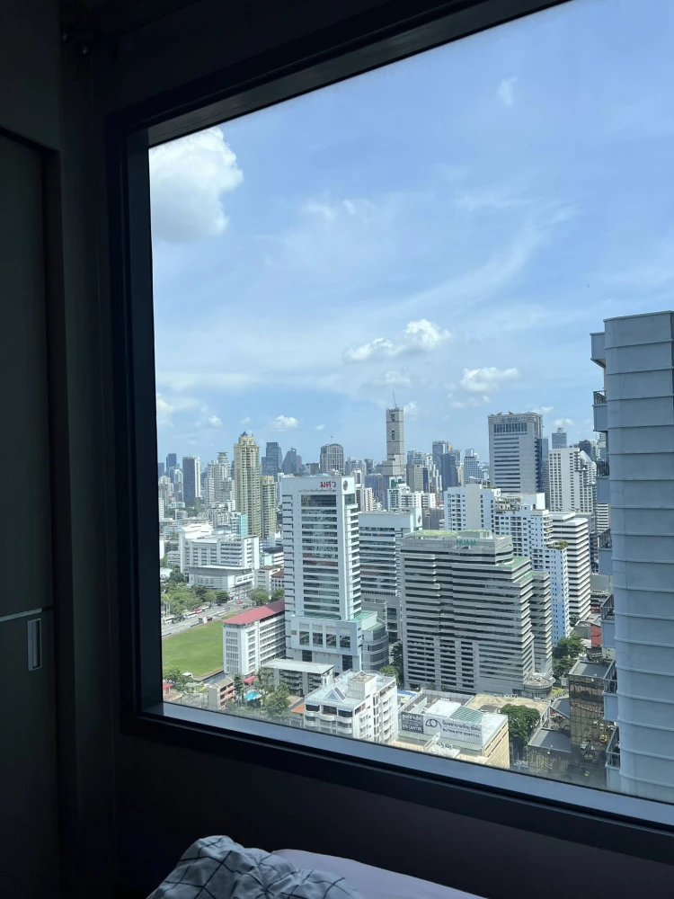 Condo for rent Q Asoke, 34th floor, fully furnished, ready to move in. I'm telling you, you shouldn't miss it.