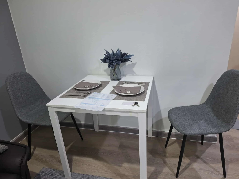 Condo for rent: Reach Condo, Phaholyothin 52. Fully furnished and ready to move in. Complete amenities. Book now, don't wait!