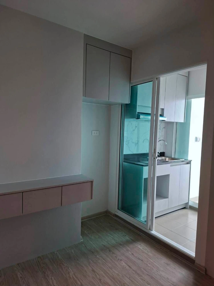 For rent: Regent Home Bangna condo, 26th floor, river view. Ready to move in. Special price available. Book now!