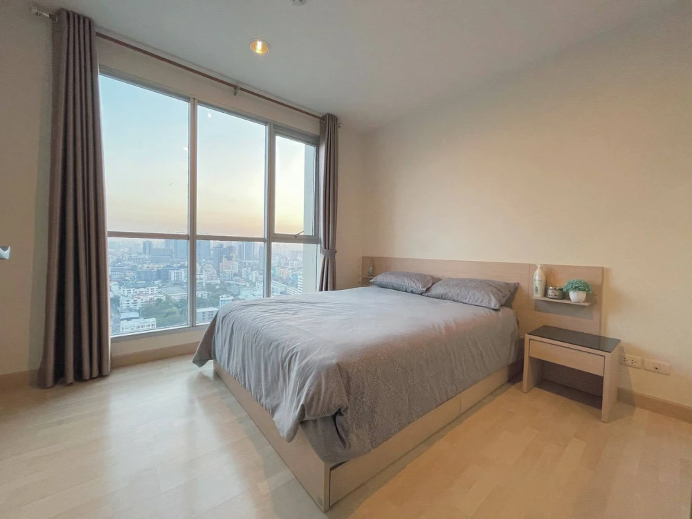 Condo for rent, Rhythm Ratchada, ready to move in, 26th floor, high view, great price, hurry up and reserve now, don't miss out.