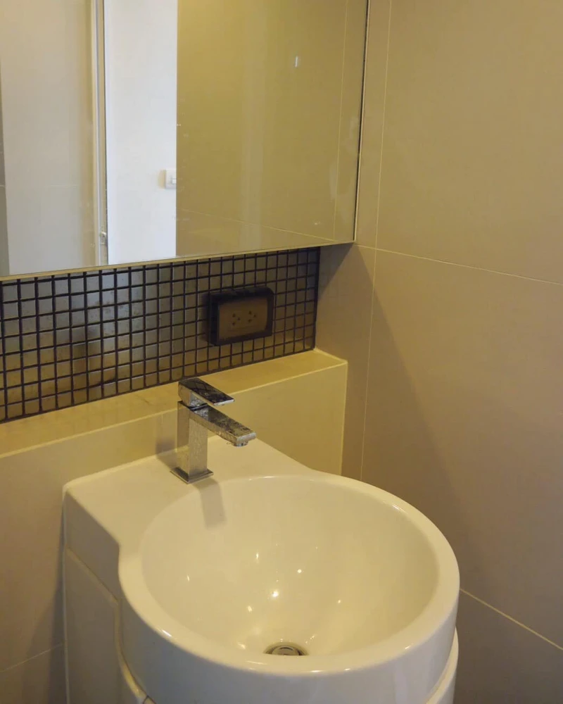 Condo for rent, Rhythm Sathorn, city view room with full facilities, book now.