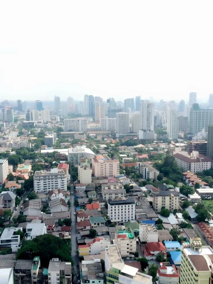 Condo for rent: Supalai Park Ekkamai Thonglor. Large, comfortable room with plenty of space. Everything you need is here. Come reserve now. Don't dela