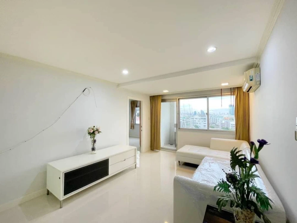 Condo for rent SV city Rama 3, large room, comfortable, comes with usable space, come and reserve it now, don't miss the opportunity.