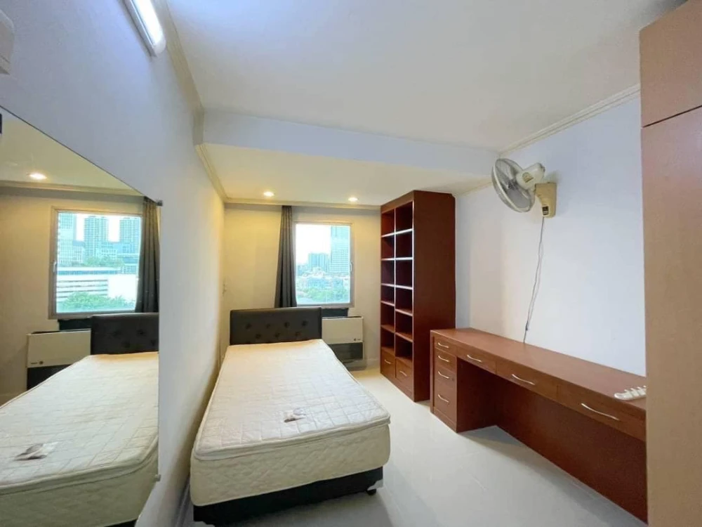 Condo for rent SV city Rama 3, large room, comfortable, comes with usable space, come and reserve it now, don't miss the opportunity.