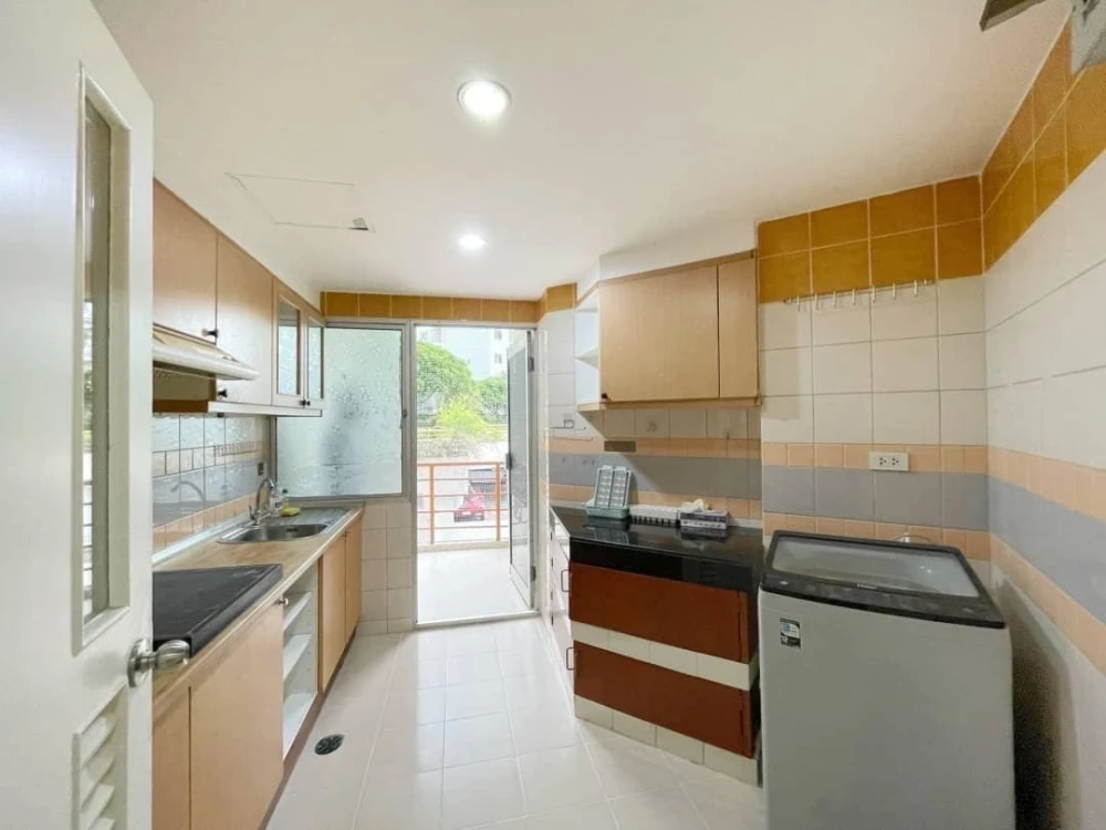Condo for rent SV city Rama 3, large room, comfortable, comes with usable space, come and reserve it now, don't miss the opportunity.