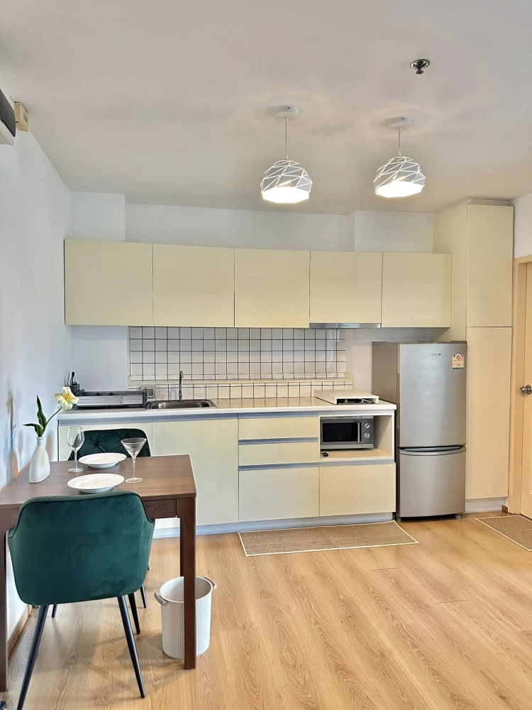 Condo for rent, SYM Vipha Ladphrao, nice room, fully furnished, appliances included, closed kitchen, well-built in, move in now!