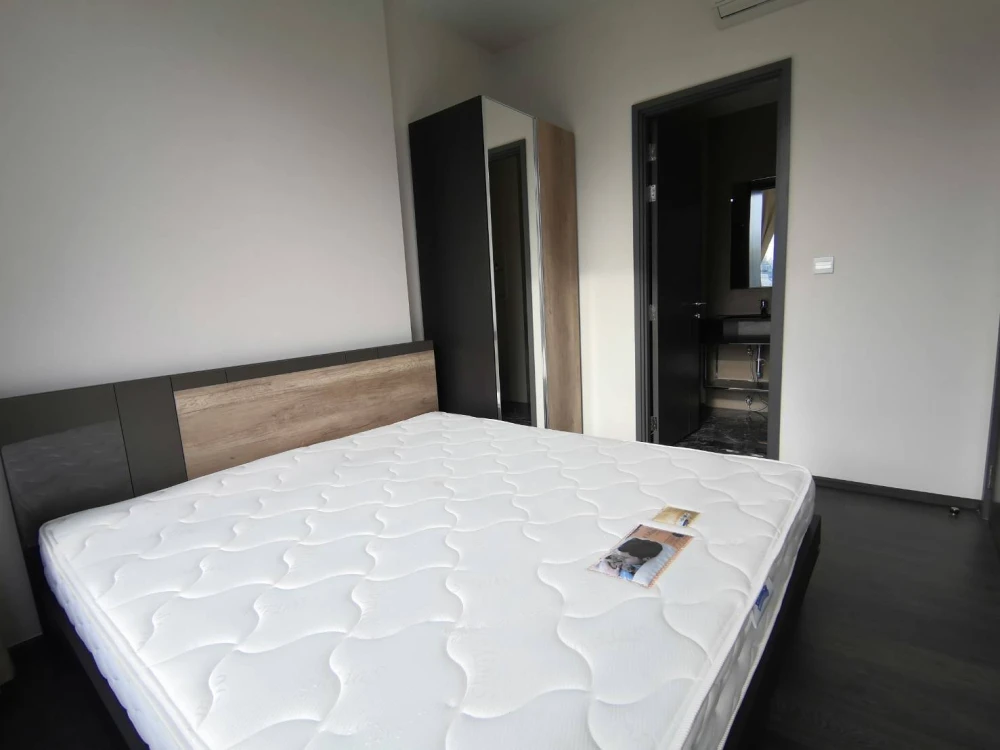 Condo for rent The Edge Sukhumvit 23, next to BTS and MRT Sukhumvit, fully furnished, reserve now!