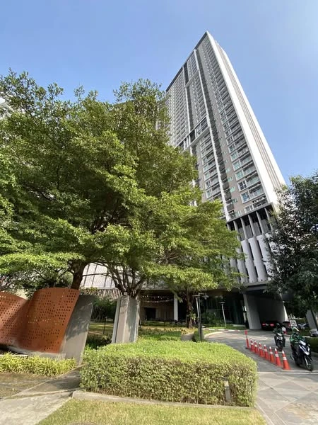 Condo for rent: The Key Sathorn-Charoen Rat, ready to move in, furnished, just come and move in.