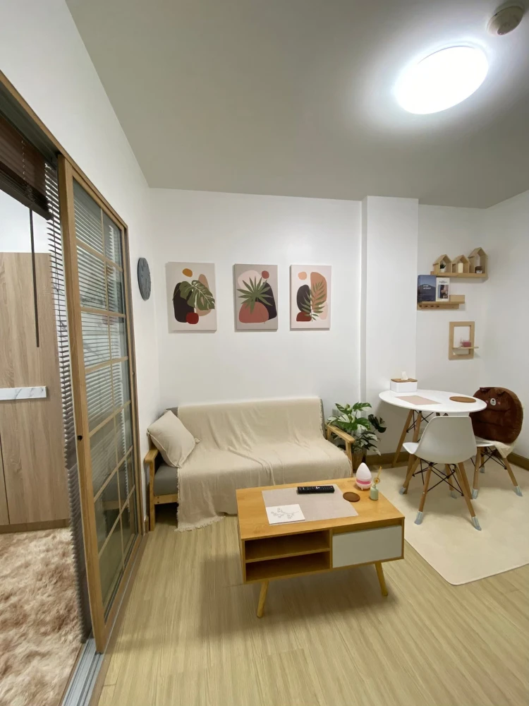Condo for rent: The Kith Sukhumvit 113, beautifully decorated room, fully furnished, just bring your bags and move in. Don't delay.
