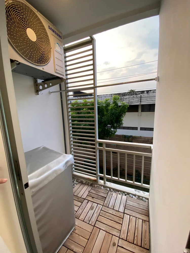 Condo for rent: The Kith Sukhumvit 113, beautifully decorated room, fully furnished, just bring your bags and move in. Don't delay.