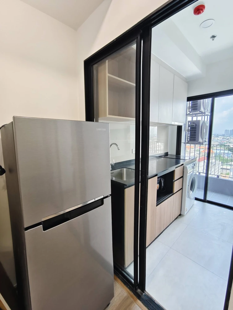 Condo for rent, The Livin Phetkasem 37. Ready to move in, fully furnished. Book now! Don't miss out!