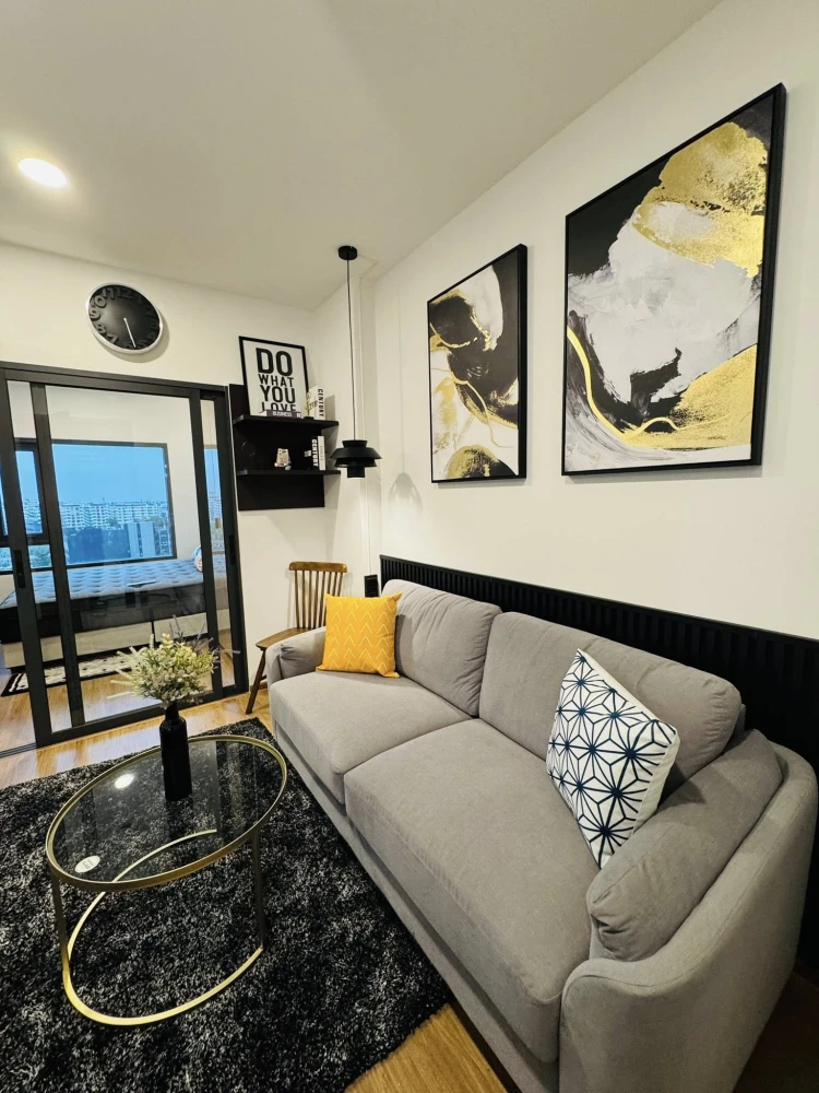 Condo for rent: The Livin Ramkhamhaeng. Fully furnished and ready to move in. Fully furnished and equipped. Just bring your own luggage and move in.