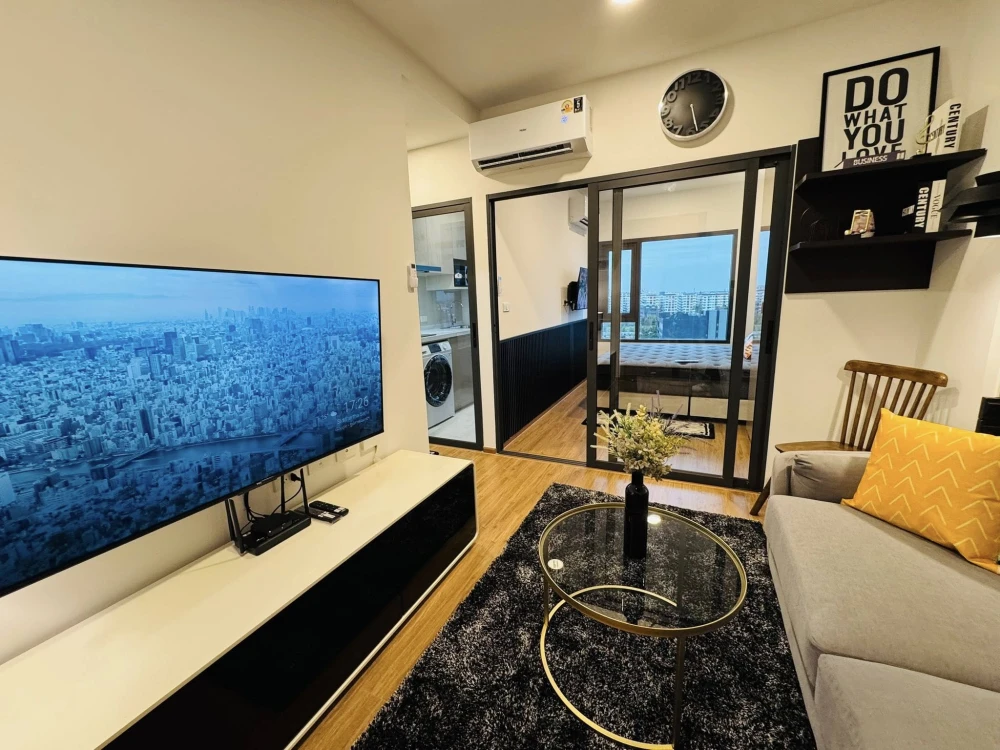 Condo for rent: The Livin Ramkhamhaeng. Fully furnished and ready to move in. Fully furnished and equipped. Just bring your own luggage and move in.