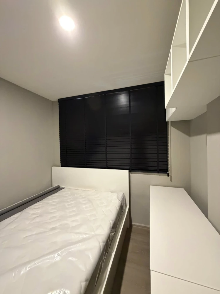 For rent: The Origin Sukhumvit-Praksa condo. Ready to move in, high-quality built-in furniture, excellent value. You won't want to miss this!