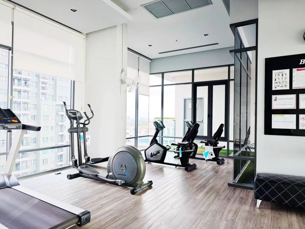 Condo for rent: The Rich Sathorn–Taksin. Large room, plenty of usable space, great value. Just bring your belongings and move in.