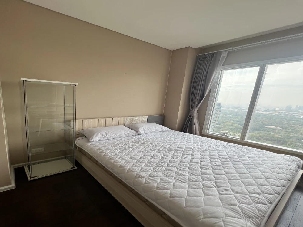 Condo for rent: The Saint Residences, ready to move in, spacious and comfortable, just bring your bag++