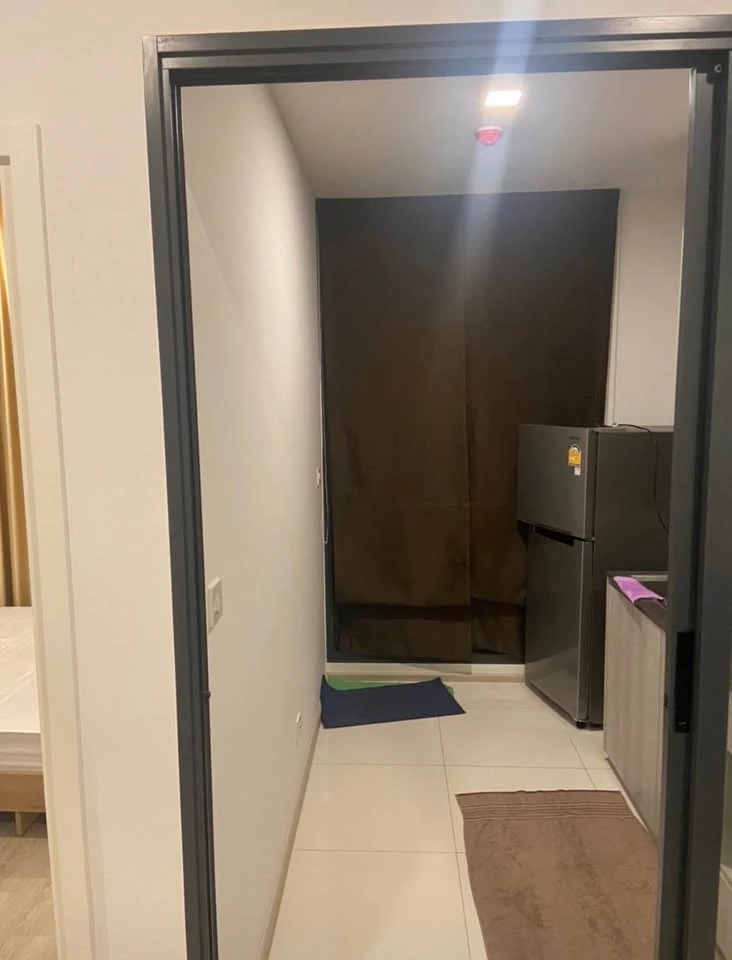 Condo for rent: The Tree Pattanakarn - Ekkamai. Nice room, fully furnished, appliances included. Just move in!