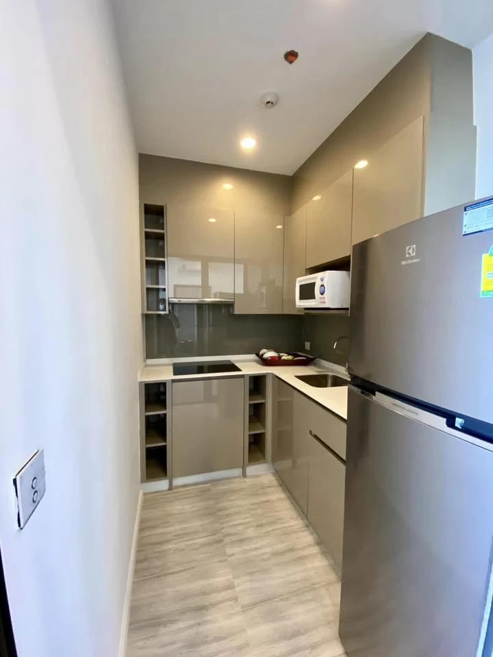 Condo for rent: Whizdom Essence, 2 bedrooms, 2 bathrooms, 20th floor, high view, comes with complete amenities. Book now.