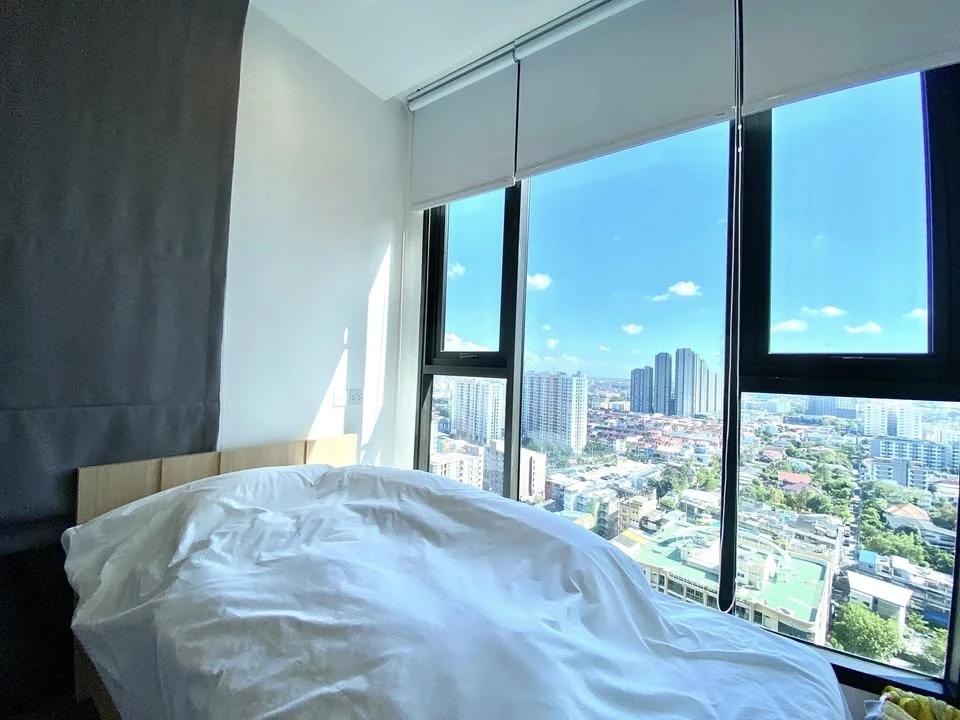 Condo for rent: Whizdom Essence, 2 bedrooms, 2 bathrooms, 20th floor, high view, comes with complete amenities. Book now.