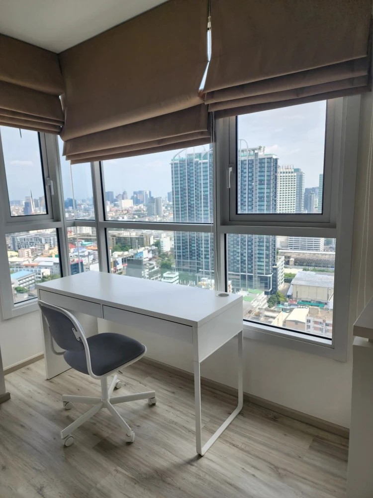 Condo XT Huai Khwang for rent, clearly separated rooms, great value, just bring your bags and move in. Don't miss out!