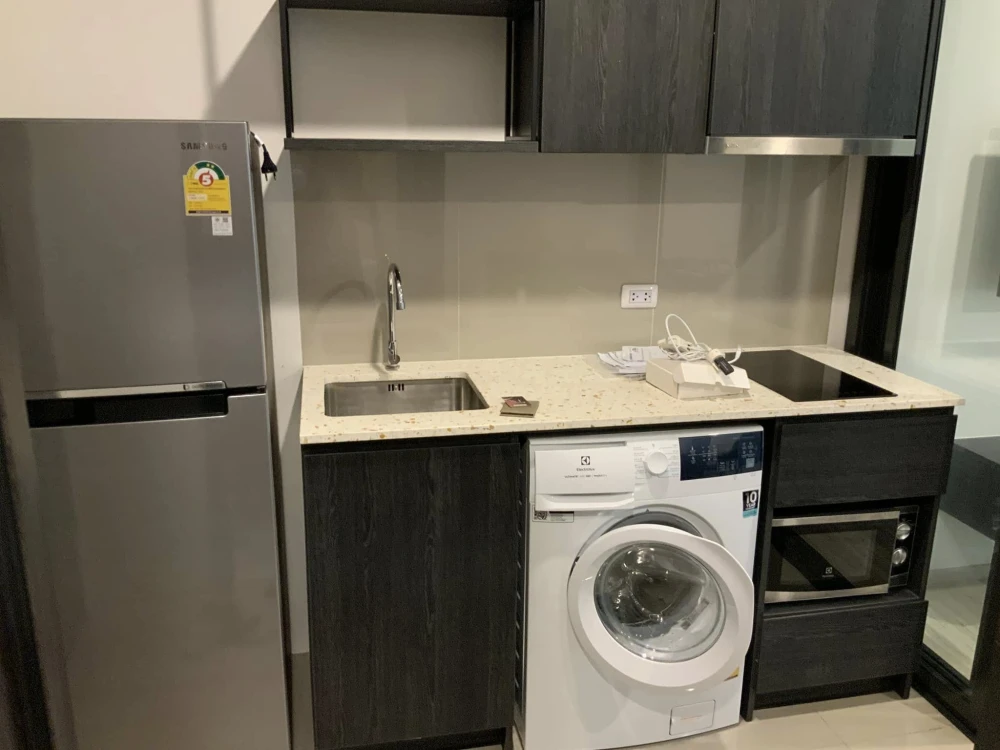 Condo XT Huai Khwang for rent, nice room, complete with furniture and electrical appliances. If you don't book, you'll regret it later.