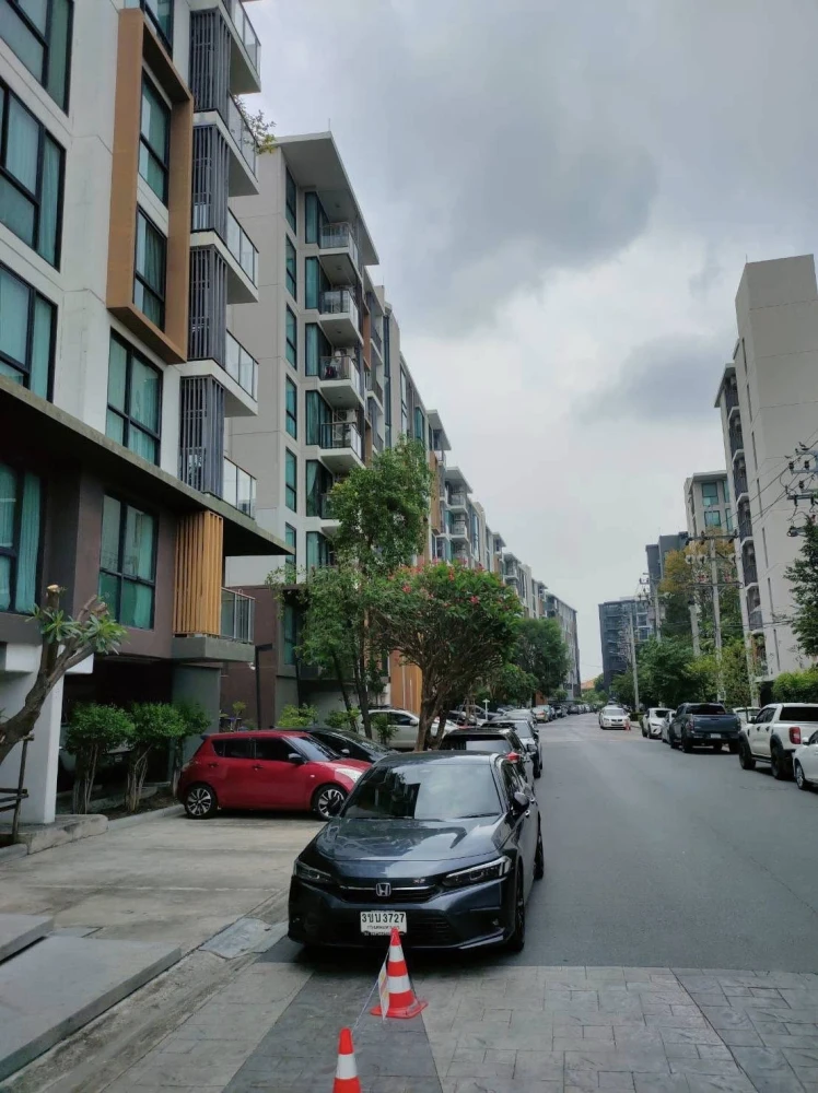 Condo for rent ZELLE RATTANATHIBET Nonthaburi, spacious room, ready to move in, furnished, just come with yourself and you can move in!!!