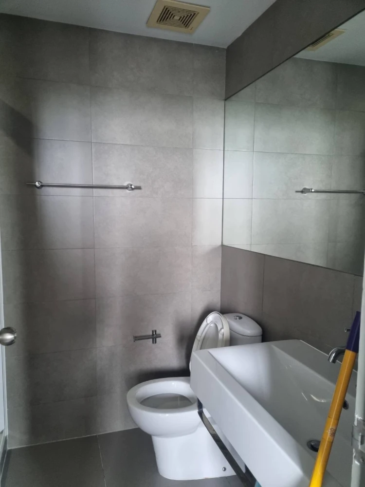 Condo for rent, Greene Chaengwattana, ready to move in, furnished, just bring your bags!!