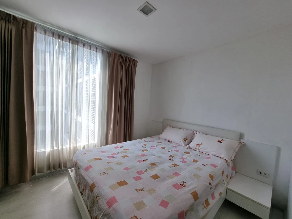 Condo for rent, Grene Chaengwattana, studio room, high floor, fully furnished, ready to book.