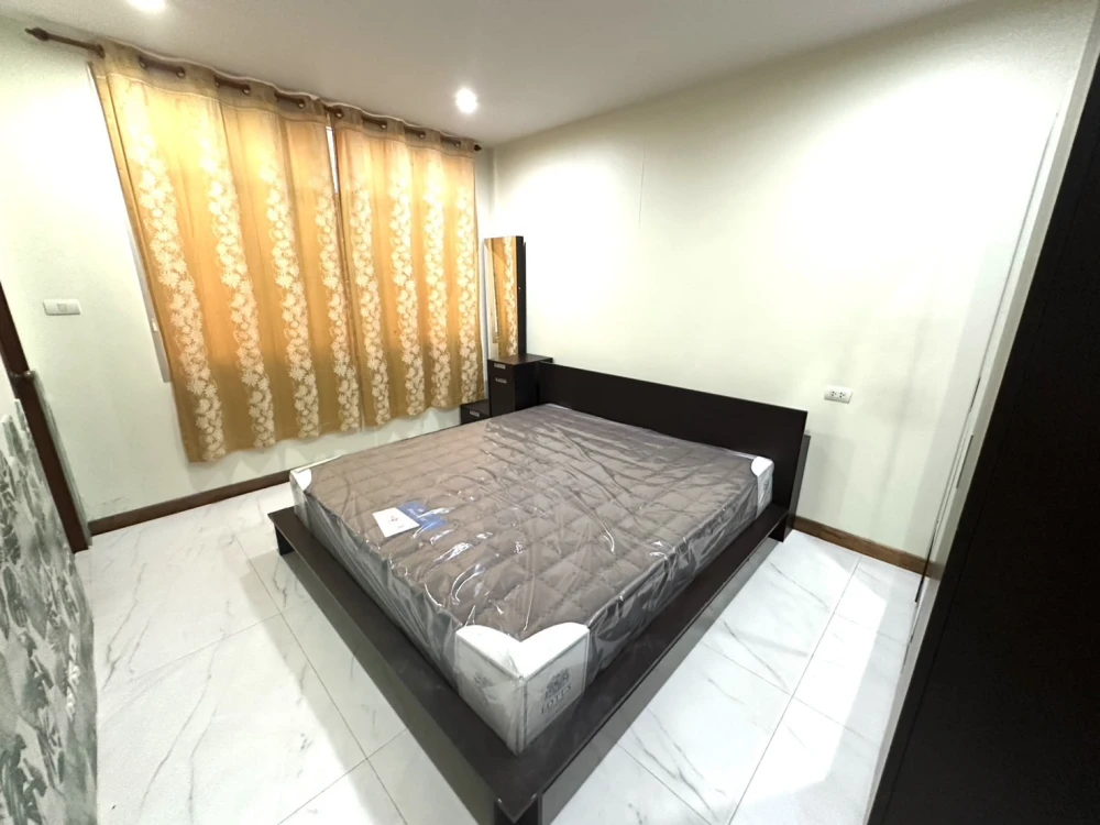 Condo for rent, Klang Krung Resort Ratchada 7, resort-style condo, quiet, separated into extreme proportions, hurry up and book now.