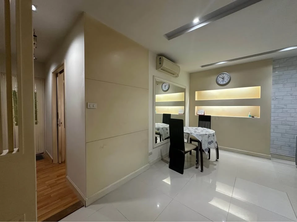 Condo for rent in Klangkrung Resort, Ratchada 7, ready to move in, fully furnished, spacious and comfortable room. Hurry and reserve now!!!