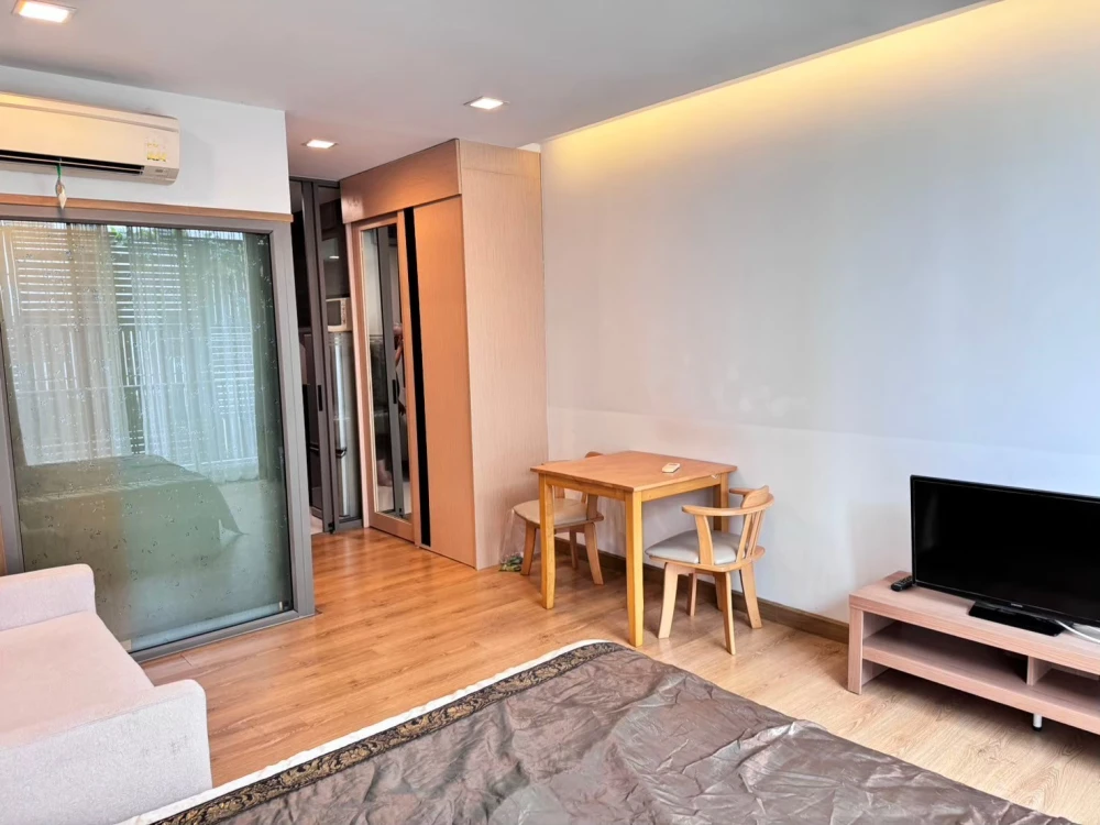 Condo for rent, Quad Sathorn, beautiful view, good value, convenient transportation, don't miss it!!
