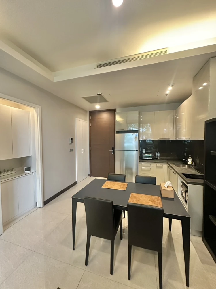 Condo for rent, Quattro by Sansiri, 1 bedroom, 1 bathroom, large room, comfortable, fully furnished, lots of space