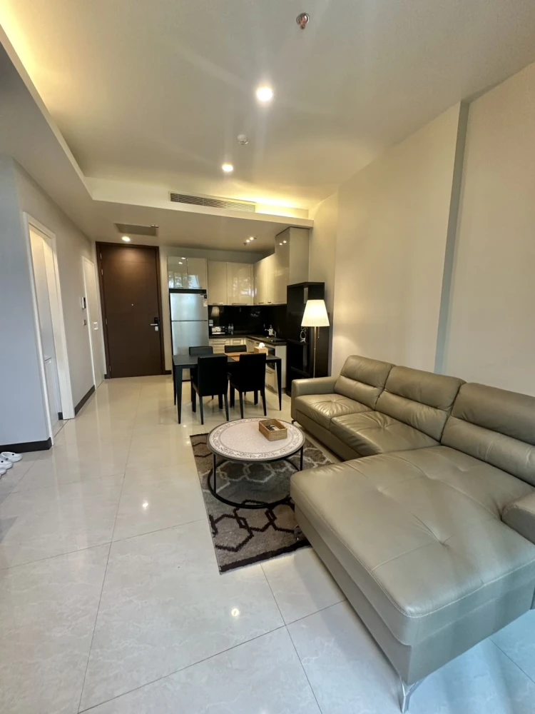 Condo for rent, Quattro by Sansiri, 1 bedroom, 1 bathroom, large room, comfortable, fully furnished, lots of space