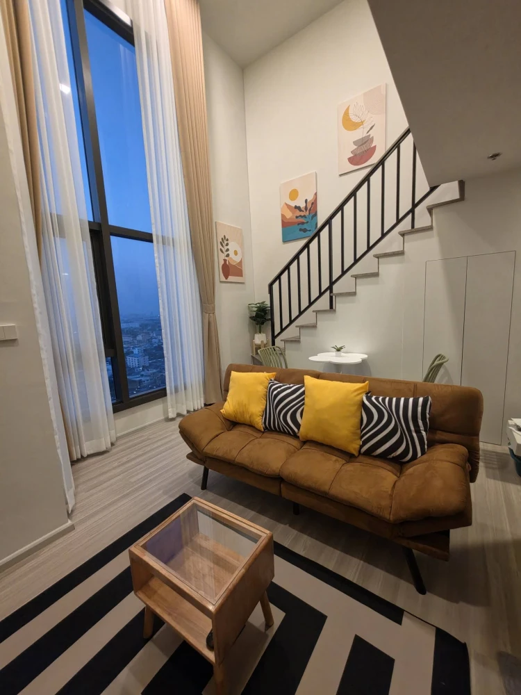 Condo for rent, Quintara My'Den Pho Nimit. Beautifully decorated unit with high-quality built-in furniture. Amazing price! Don't miss out!