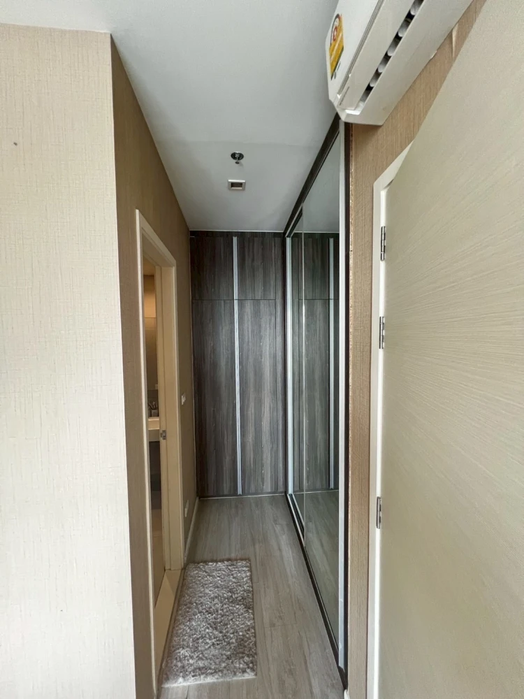 For rent!! Quinn Ratchada 17 Condo, 32nd floor, beautiful room, fully furnished, ready to move in. Reserve now! Don't miss out!!