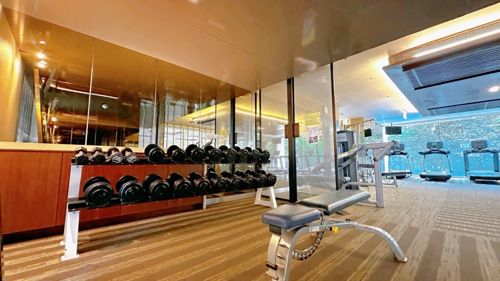 For rent!! Condo Condo The Address Chidlom, 19th floor, Building B, room decorated in a simple, luxurious style, good price, ready to move in, hurry a