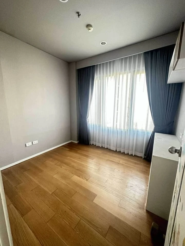 For rent!! Condo, Condo Blocs 77, spacious room, 2 bedrooms, 11th floor, fully furnished, ready to move in, don't miss it!!