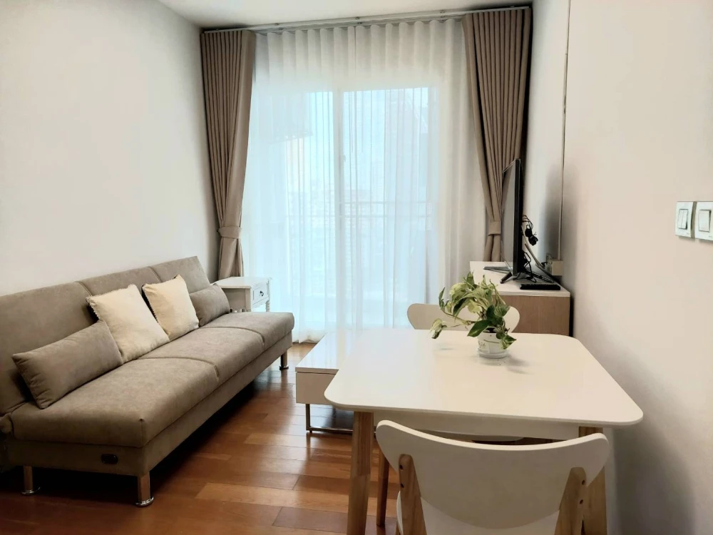 For rent!! Condo Condolette Ice Ratchathewi, 19th floor, elegantly decorated room, good price, ready to move in, hurry and reserve now!!